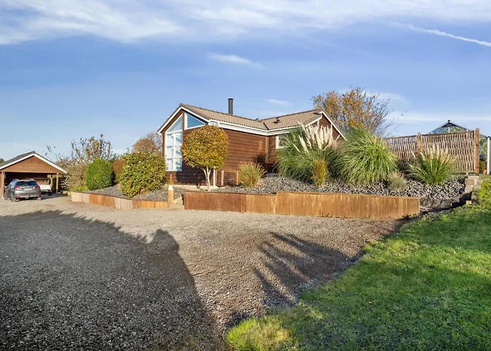 3 Bedroom Amazing In * Knebel